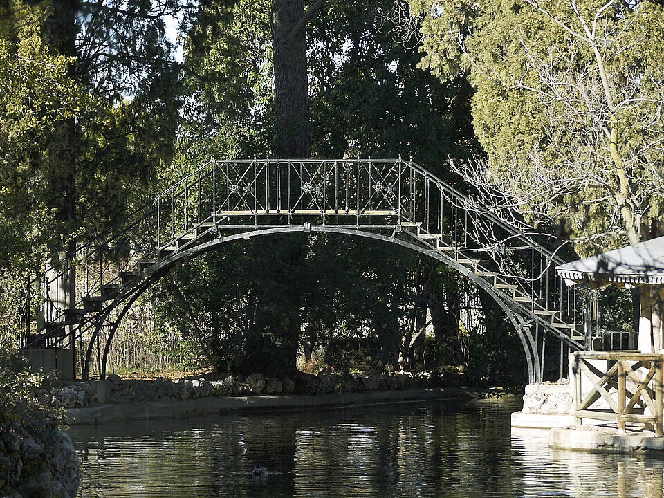 puente de hierro del Parque de El Capricho (Madrid)