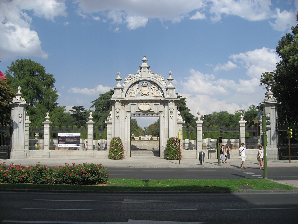 Puerta de Felipe IV del Retiro
