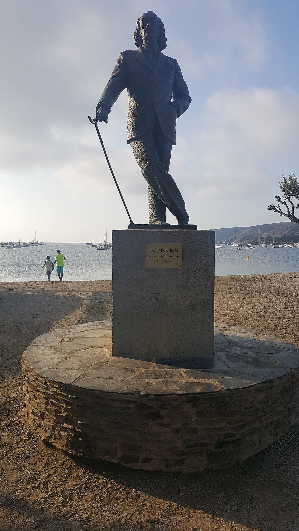 Statue of Salvador Dali