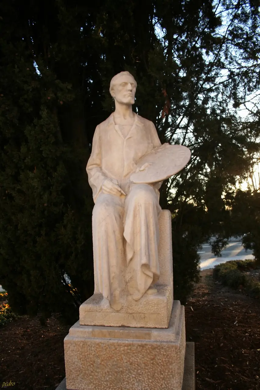 Monumento al pintor Eduardo Rosales
