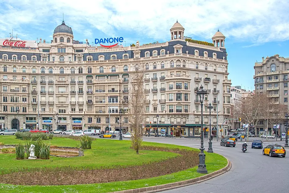 Plaza Francesc Macià