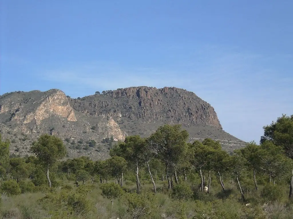 Monumento Natural Pitón Volcánico de Cancarix